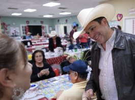 Bobby Pulido habla de cómo ICE ha “paralizado” a comunidades en Texas y de su propuesta por el Distrito 15.