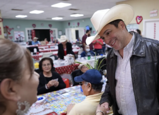 Bobby Pulido habla de cómo ICE ha “paralizado” a comunidades en Texas y de su propuesta por el Distrito 15.