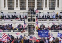 Los manifestantes que protestan en el Capitolio exigen pagos del nuevo fondo de Trump para la “antiarmamentización” a pesar de las críticas.