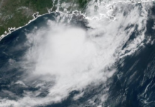 Toca tierra la tormenta tropical “Bertha” en el sureste de Louisiana; se prevén intensas lluvias e inundaciones.
