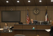 Un juez autoriza que la demanda por homicidio culposo presentada por la animadora de Weslaco siga adelante.