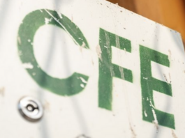 CFE reporta caída de 30.7% en sus ganancias; atribuye baja al tipo de cambio.