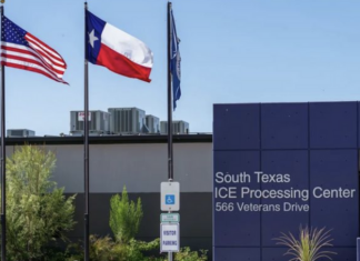 La ACLU presenta demandas legales en 17 estados contra las condiciones de detención de inmigrantes, incluido Texas.