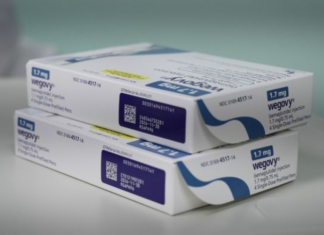 Los fármacos contra la obesidad muestran resultados prometedores en las primeras etapas del tratamiento del trastorno hormonal PMOS, lo que brinda esperanza a una familia que sufre.