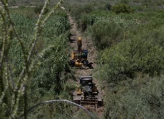 Una demanda busca detener la construcción del muro fronterizo de Big Bend.