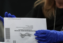 El Tribunal Supremo da la razón al gobierno de Trump en materia de restricciones al voto por correo antes de las elecciones de mitad de mandato.