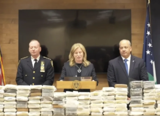 Autoridades de Nueva York incautan el mayor cargamento de cocaína en una década.