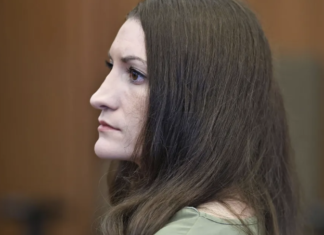 Juicio nulo para Lindsay Clancy tras 7 días sin veredicto por la muerte de sus tres hijos.
