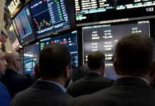 Wall Street cerró en rojo ante el temor de un aumento en los tipos de interés en EU tras el crecimiento del empleo.