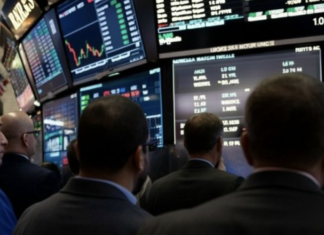 Wall Street cerró en rojo ante el temor de un aumento en los tipos de interés en EU tras el crecimiento del empleo.
