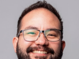 Asesinan a ejecutivo del New York Times; detienen a sus suegros como sospechosos.
