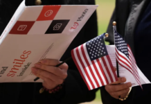 USCIS busca quitar ciudadanía a quienes mintieron en su naturalización.