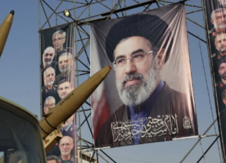 Irán afirma que recibió una propuesta de EU tras rechazo de Trump a su plan de paz.