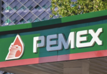Exportaciones de crudo de Pemex se desploman un 45% en agosto; producción de gasolina avanza un 5%.