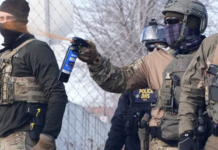 El ‘zar de la frontera’ reta a críticos de ICE: “Díganme dónde nos hemos excedido”.