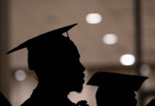 La administración Trump propone una tarifa de 70.000 dólares para que los estudiantes internacionales trabajen en Estados Unidos.