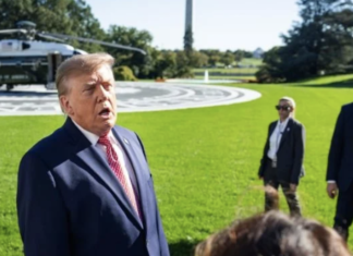 CNN vuelve a quedar fuera de la agenda de Trump: vetan su viaje en el Air Force One.