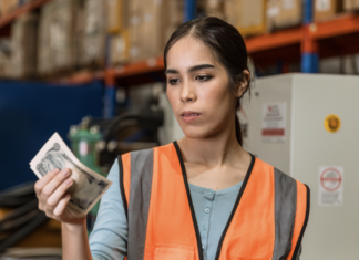 Las latinas merecen igualdad salarial; las uniones laborales ayudan a hacerla realidad.