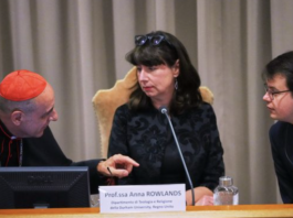 Para lograr que la IA sea moralmente buena, las empresas tecnológicas están recurriendo a la religión. Pero algunos dicen que no es tan sencillo.
